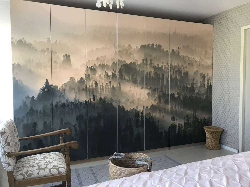 Montagne nebbiose in Indonesia