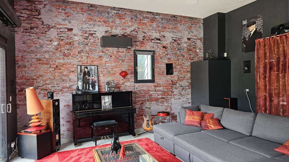 Muro di mattoni in rovina