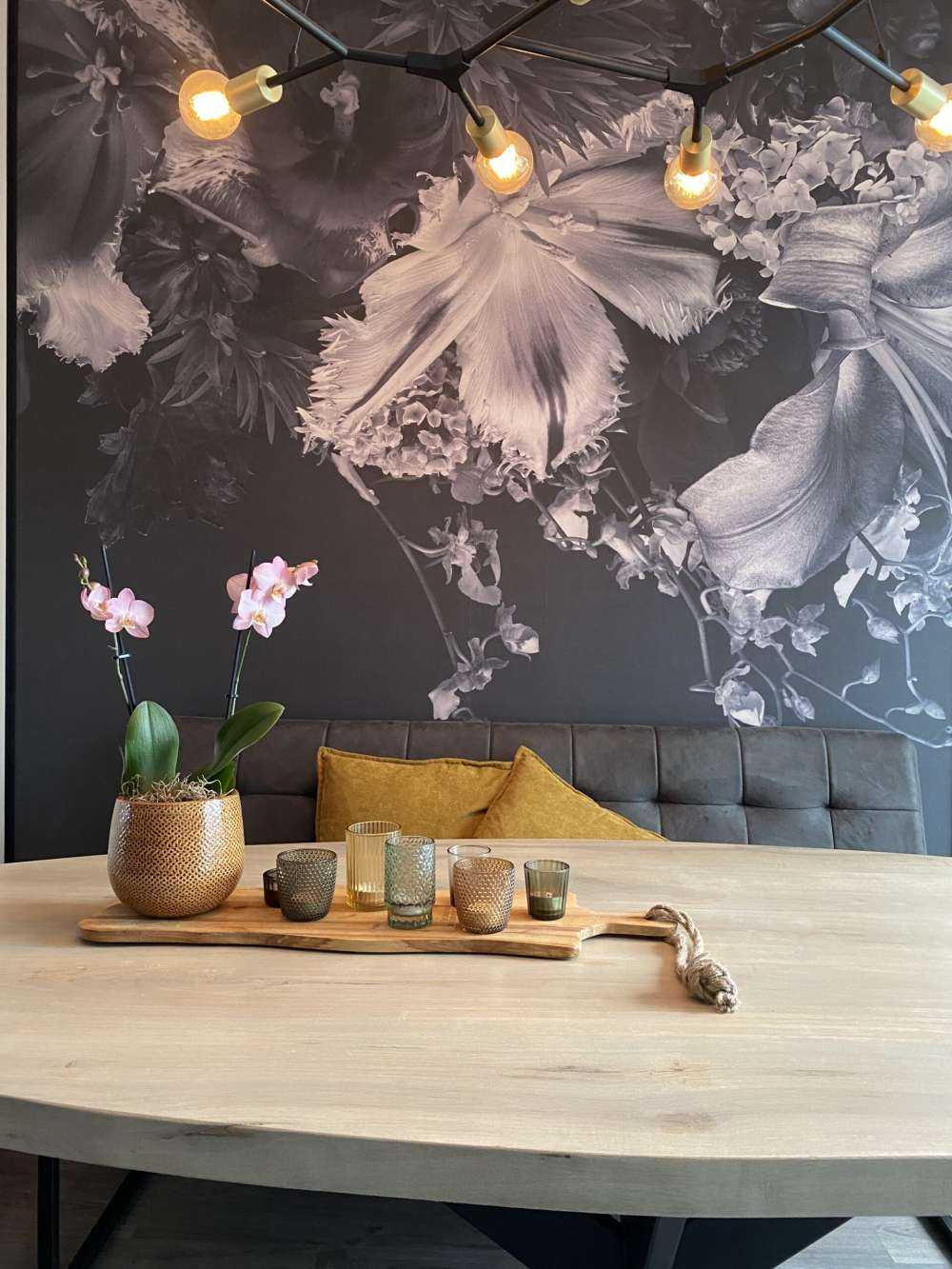 Fiori composti in bianco e nero