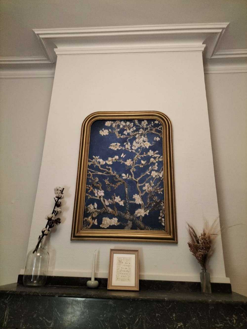 Mandorlo in fiore nella notte