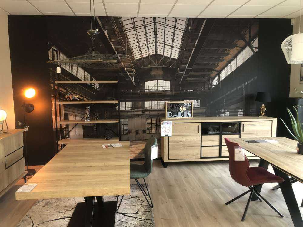 Verlaten industriële hal