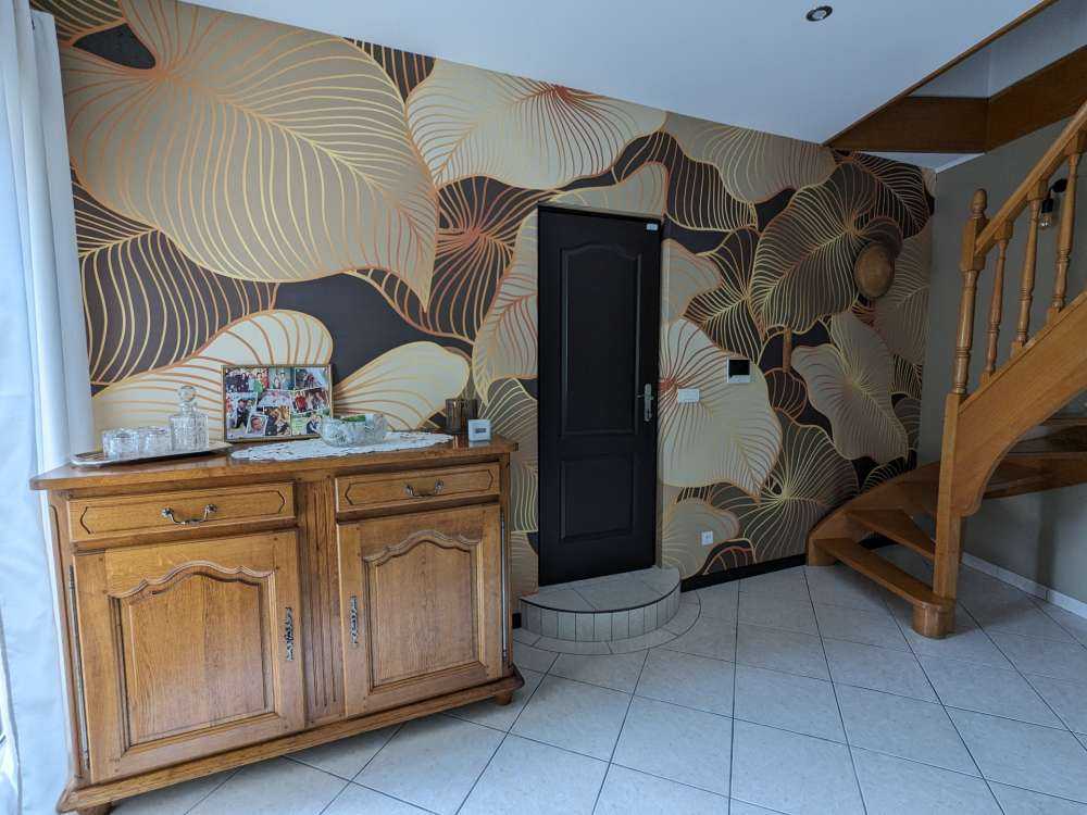 Foglie tropicali marroni