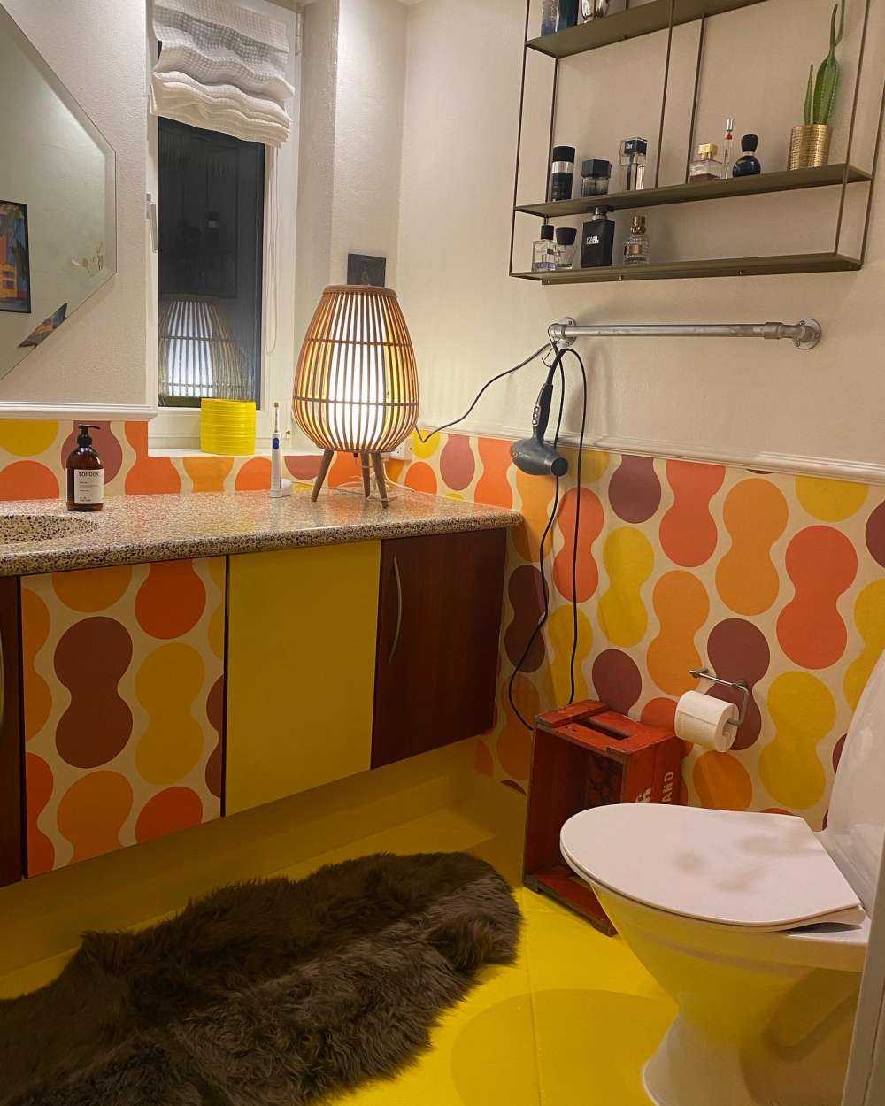 Motivo floreale retrò