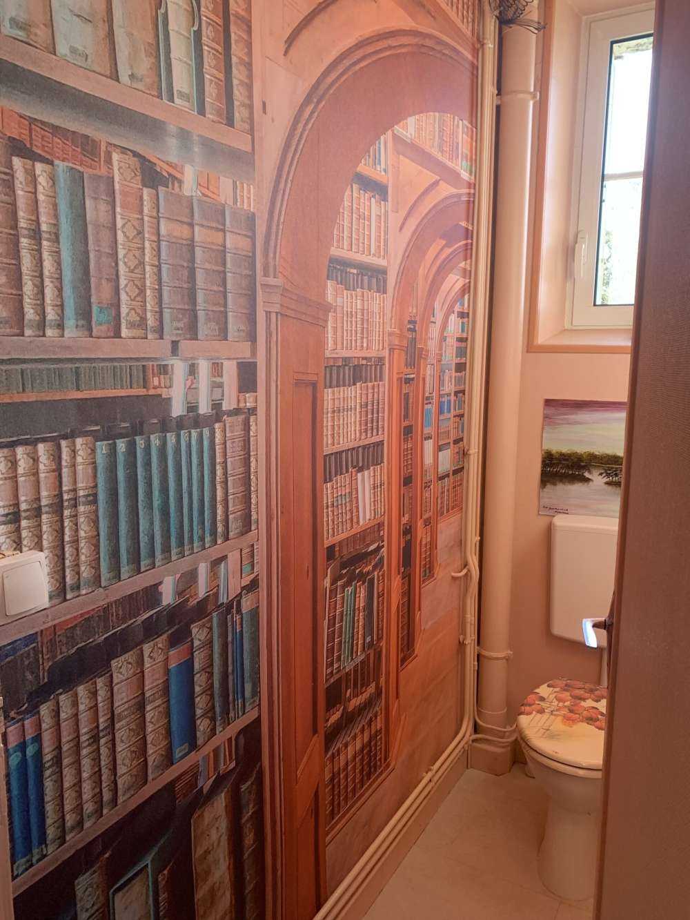 Galleria di libri in legno