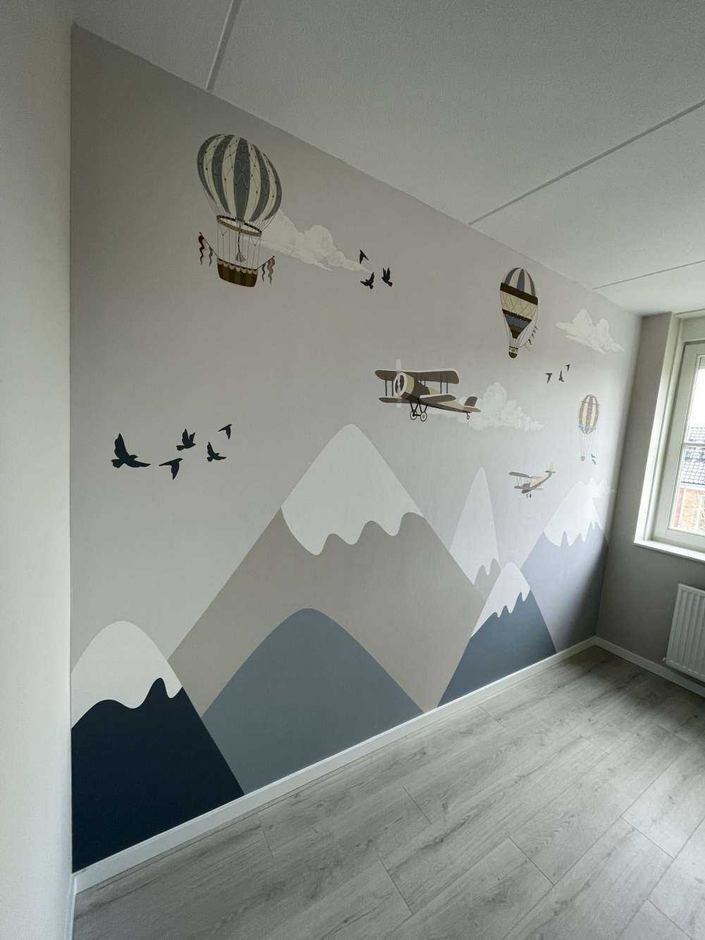 Montagne con palloncini