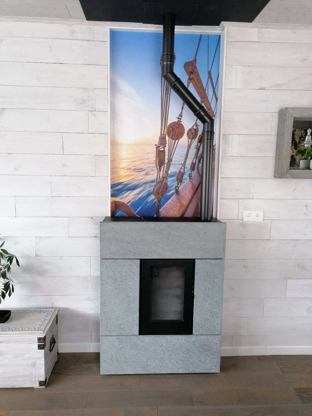 Barca a vela al tramonto