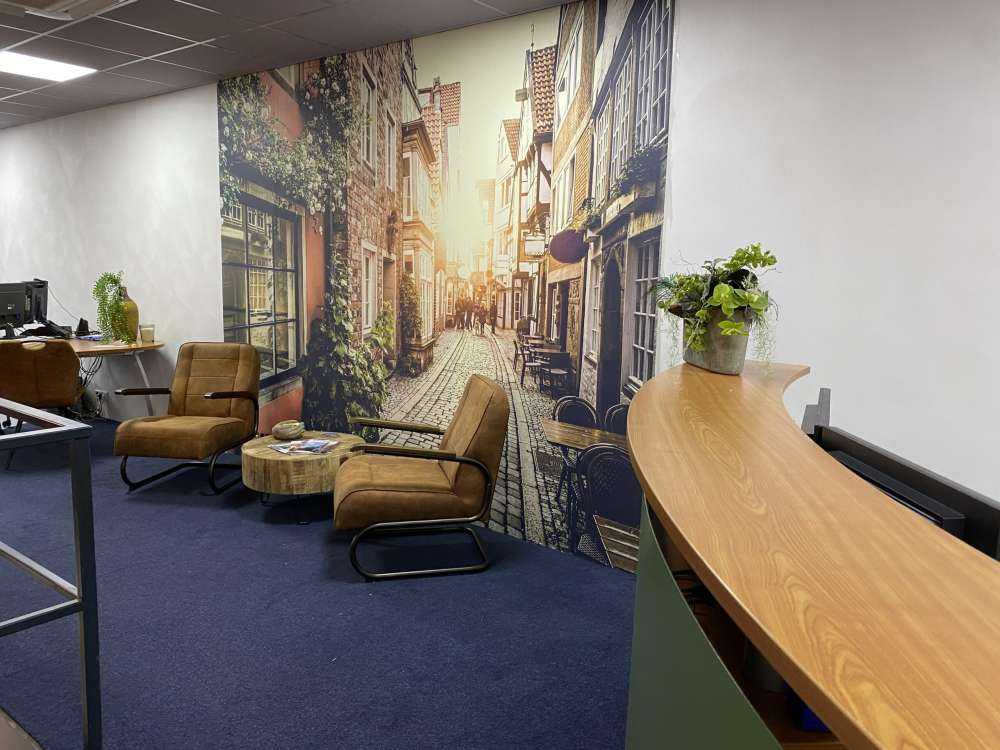 Tramonto in una strada vecchia