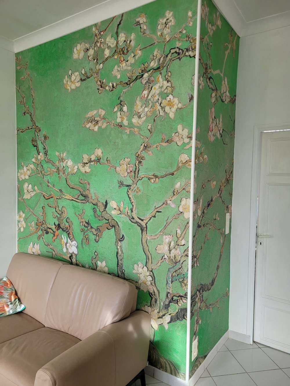 Mandorlo in fiore di primavera