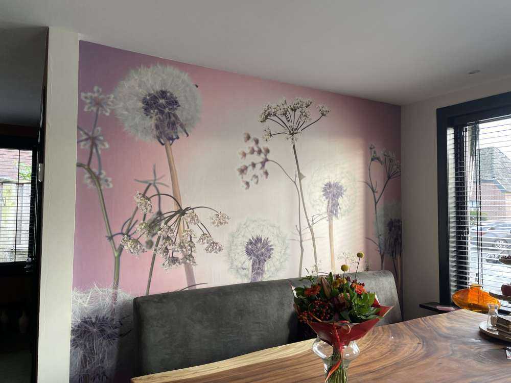 Fantasia del prato rosa