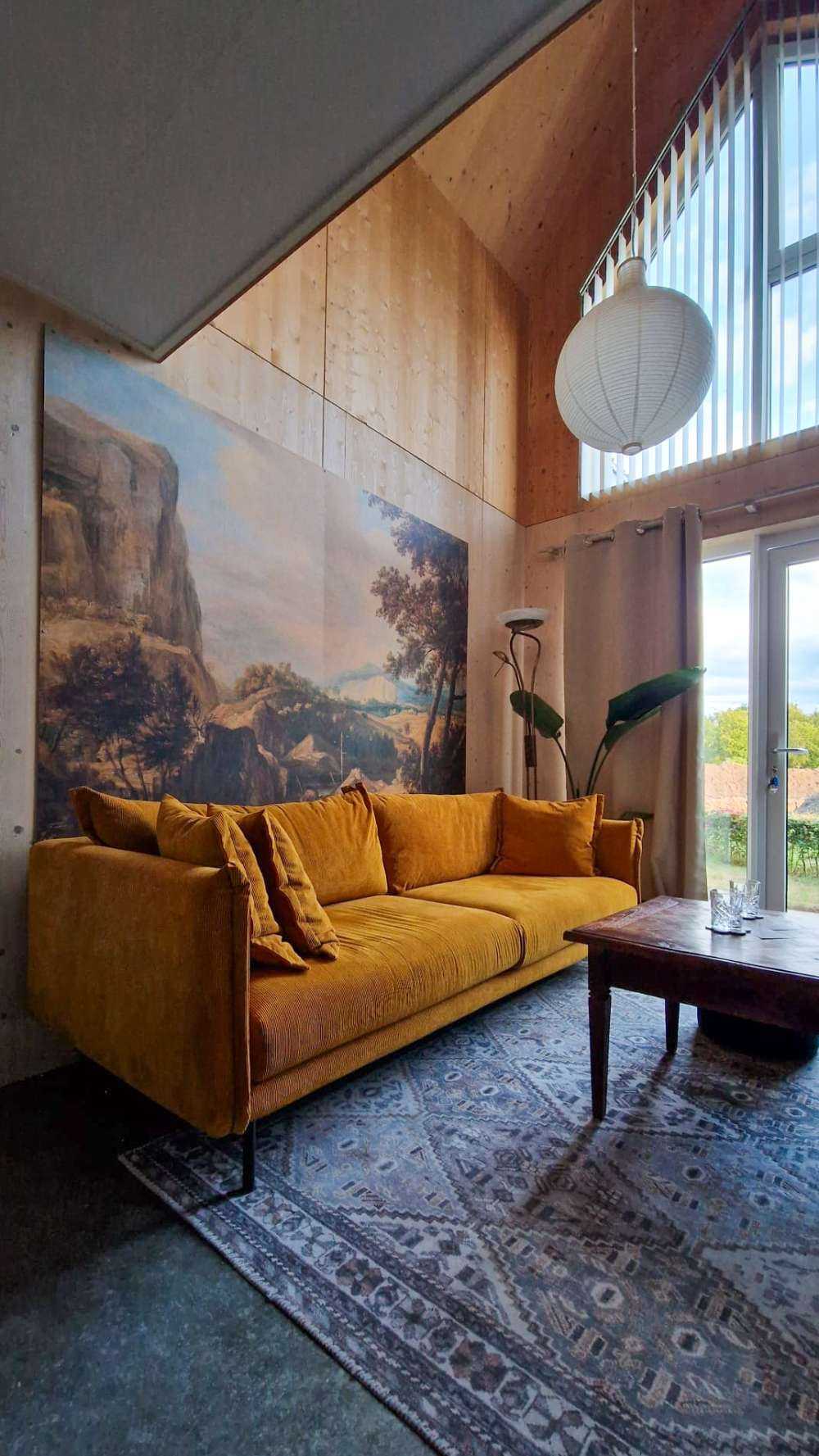 Paesaggio montano con pescatori