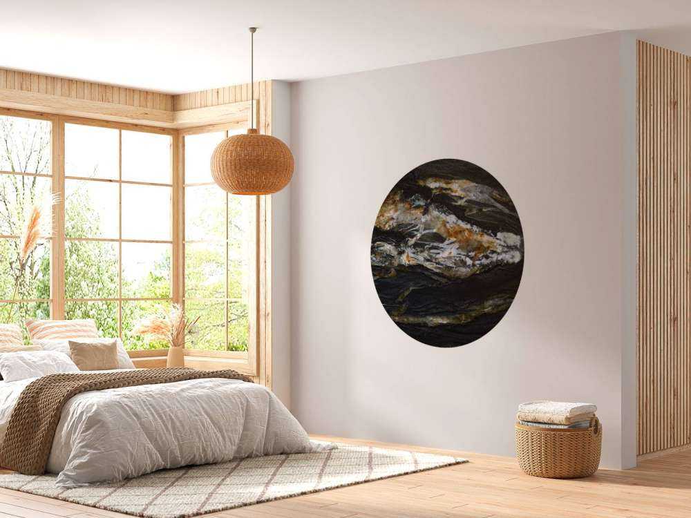 Marmo nero con rilievo