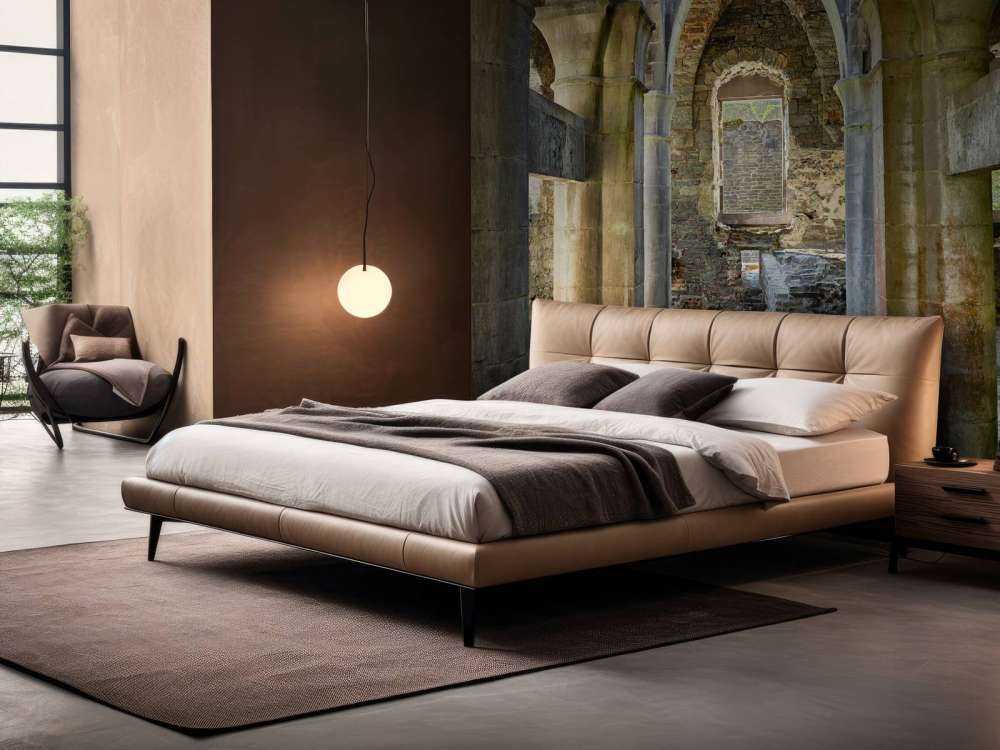 Edificio abbandonato con archi