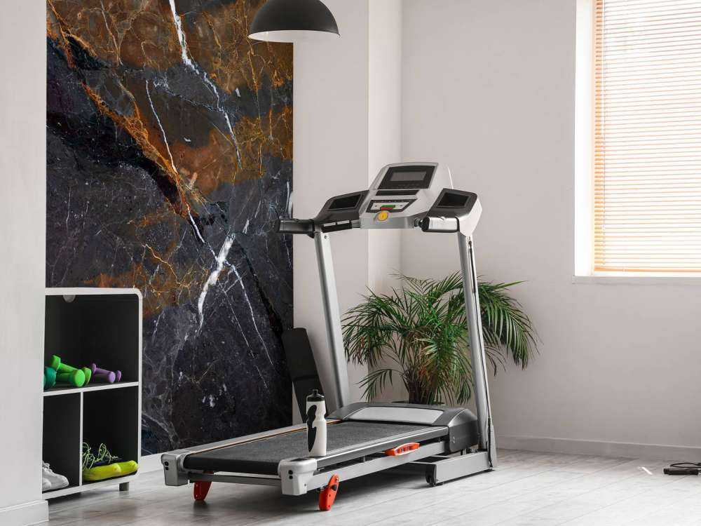 Marmo con colori caldi