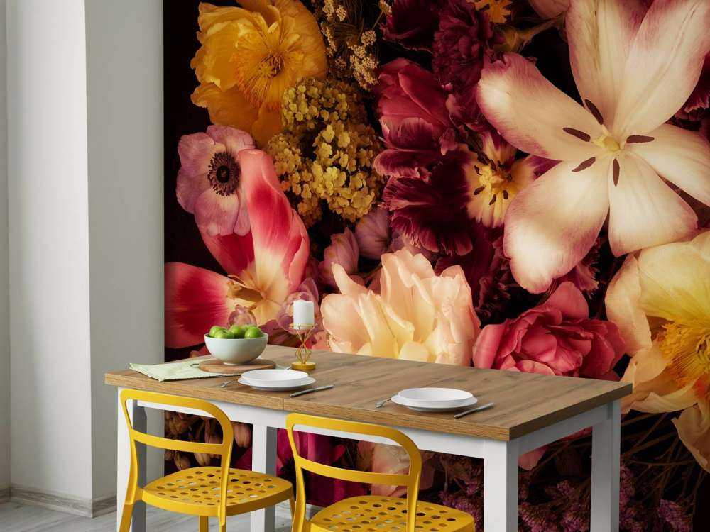 Bella e colorata ghirlanda di fiori