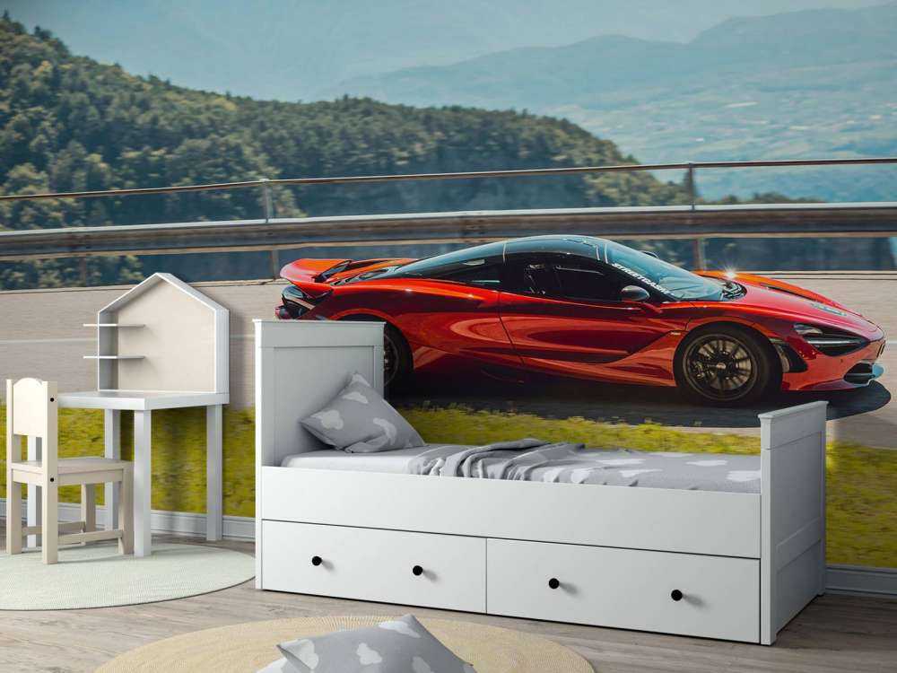 Guidando attraverso il panorama montano