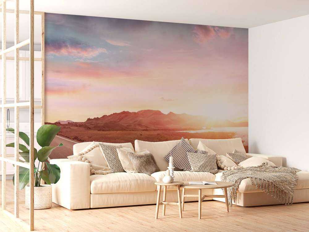 Strada lungo il lago