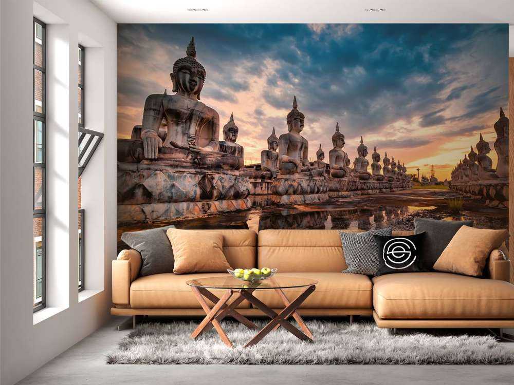 Statue di Buddha sull'acqua