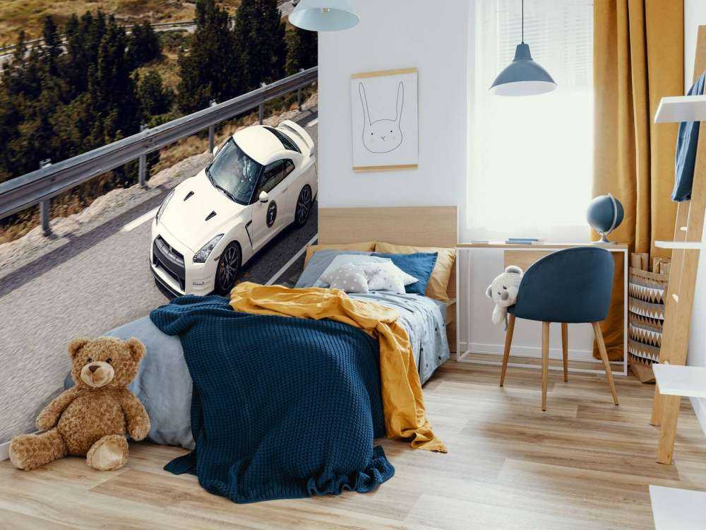 Nissan GT-R su strada di montagna