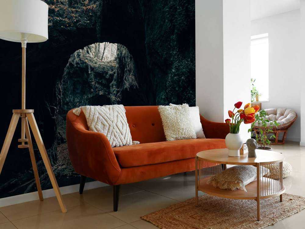 Vecchie miniere di ferro recuperate dalla natura