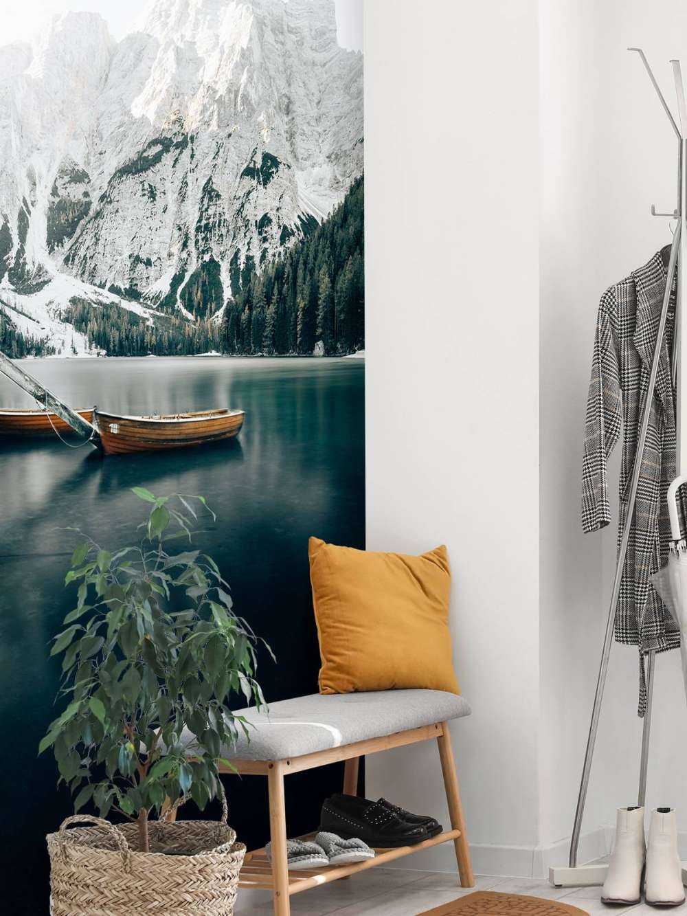 Un lago ghiacciato di Braises