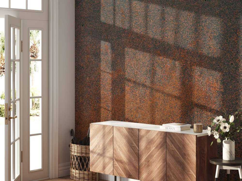 Primo piano di una vecchia lastra di metallo.