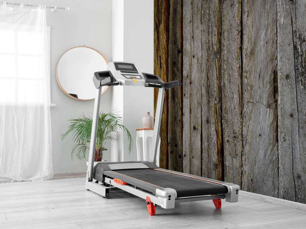 Vecchie travi logorate dalle intemperie