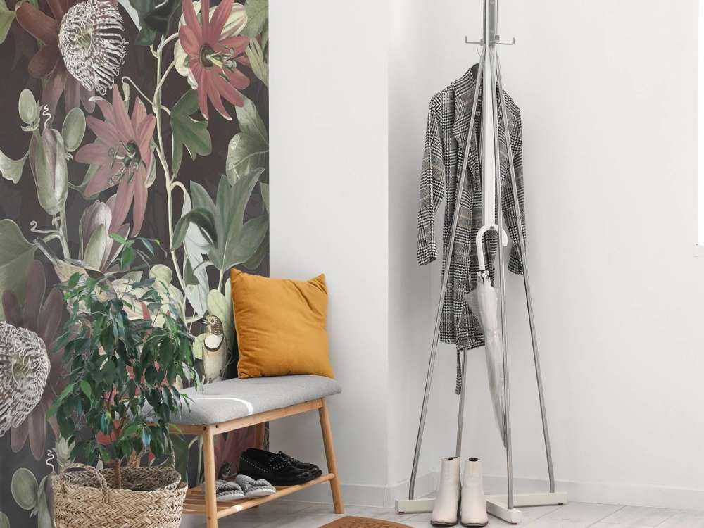 Sette Uccelli in Foliaggio Incantato - Fioritura di Mezzanotte