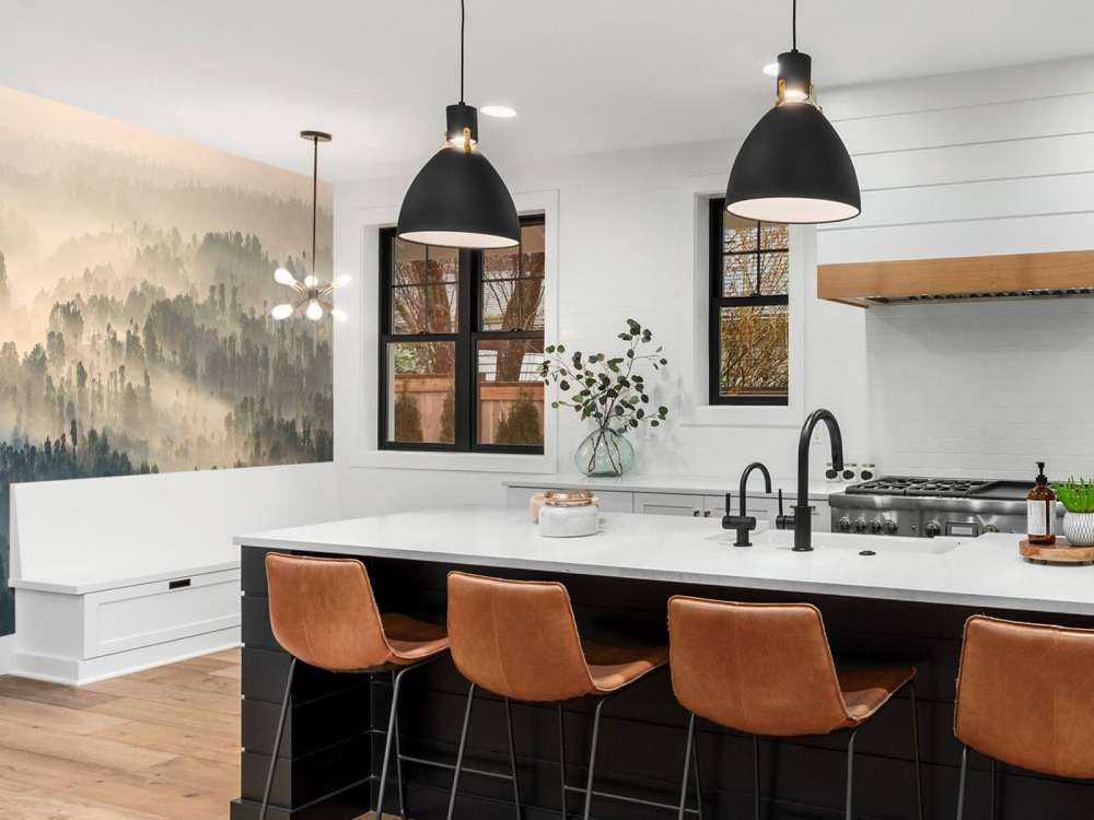 Montagne nebbiose in Indonesia