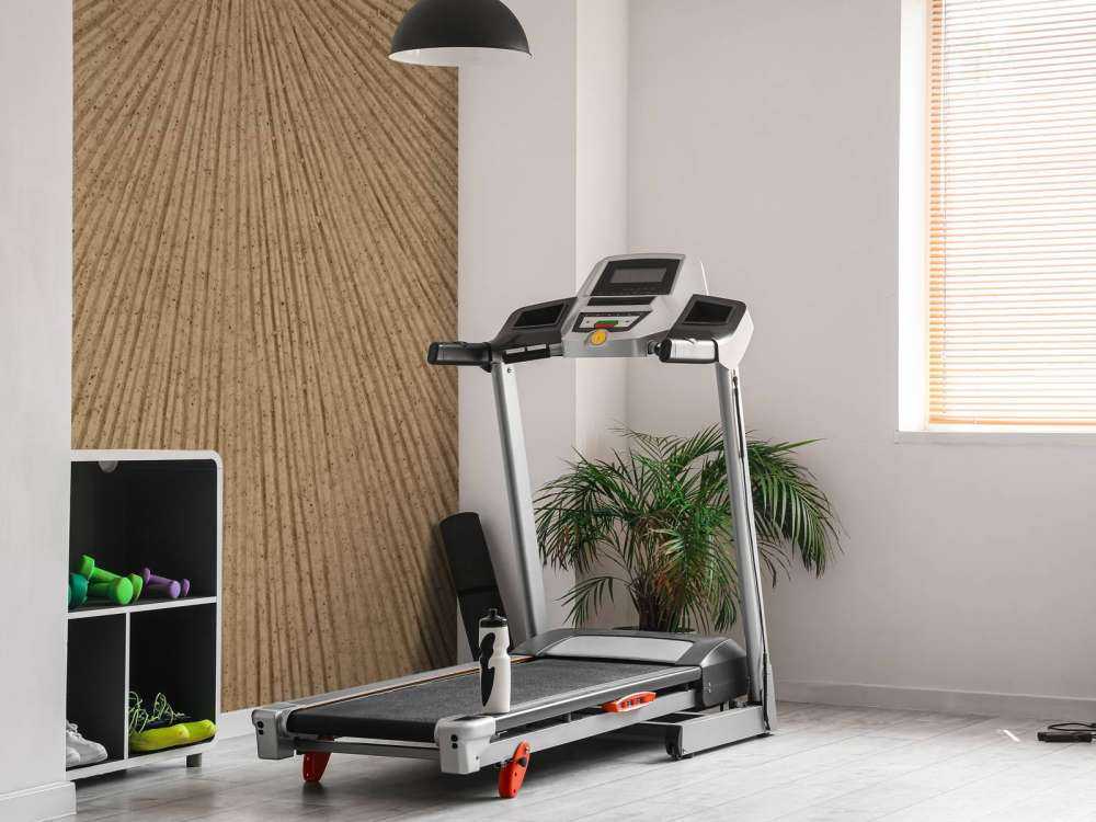 Struttura con linee in marrone dorato