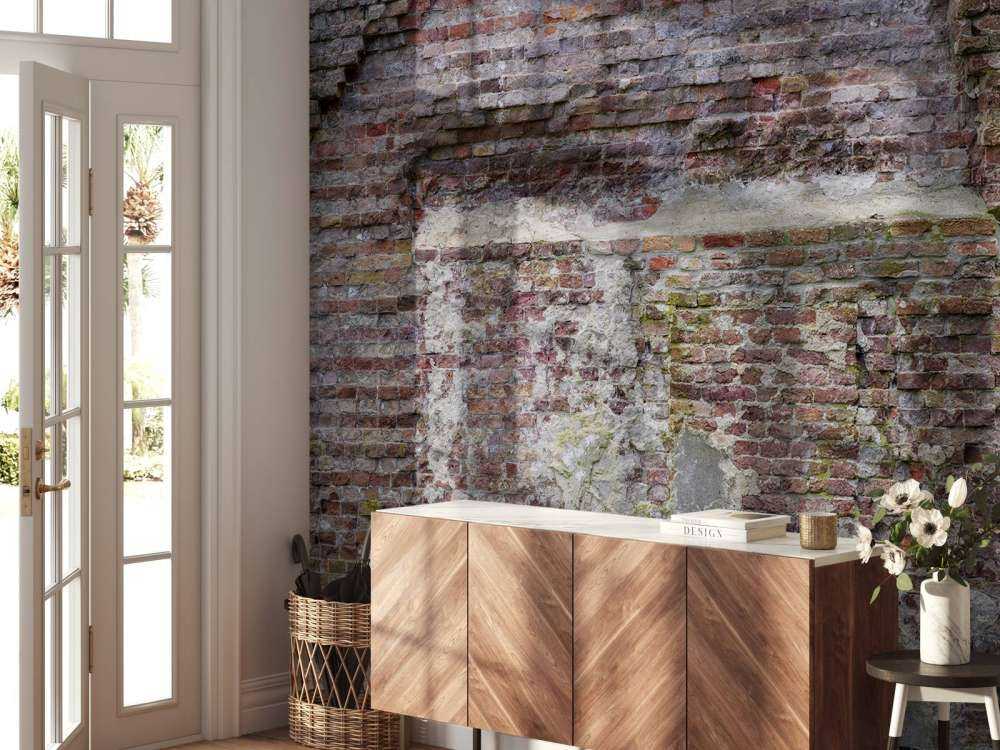 Vecchio muro sbriciolato