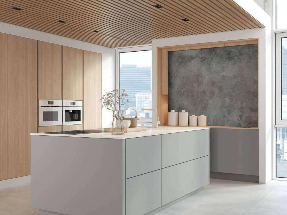 Vecchi stucchi rovinati dalle intemperie