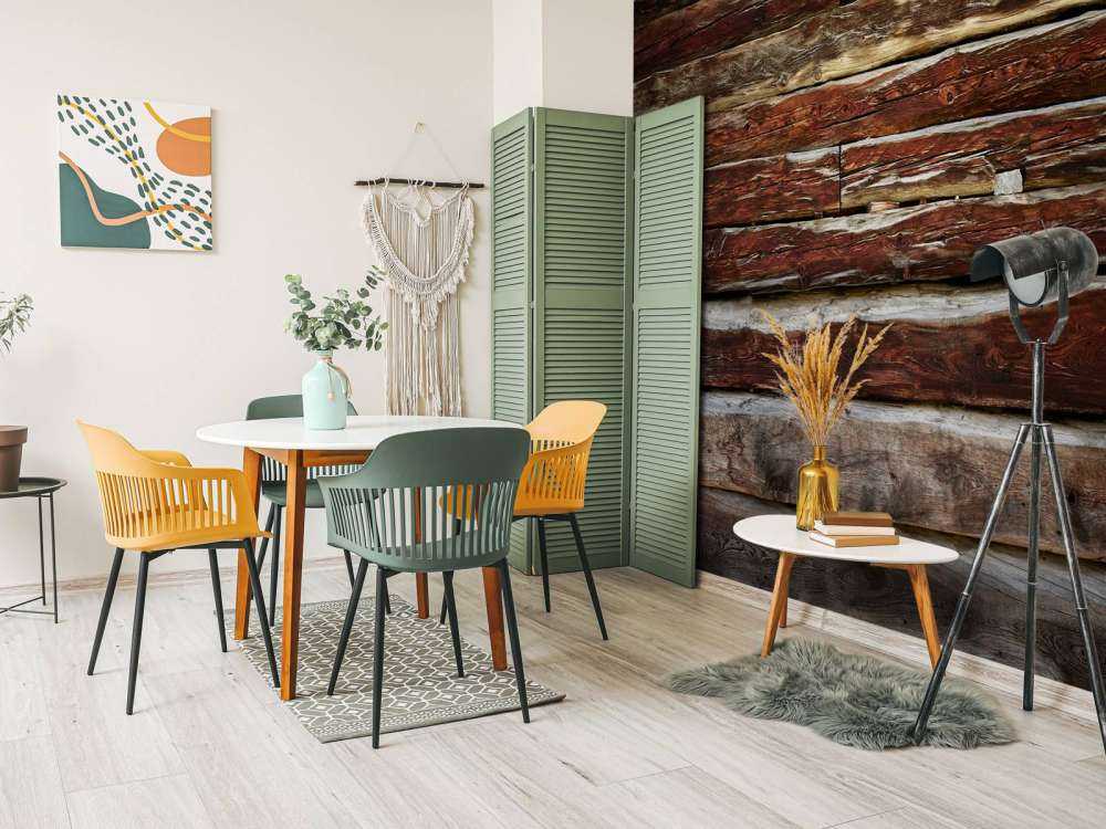 Legno vecchio e rovinato dalle intemperie