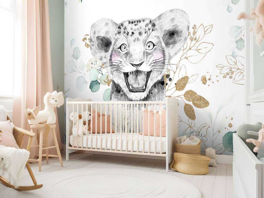 Baby leone con foglie di menta