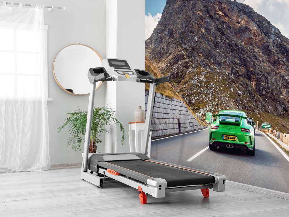 Bergpas con auto sportivi