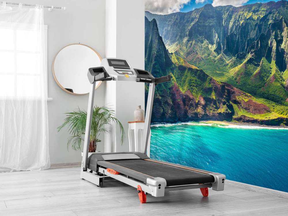 Montagne lungo la costa