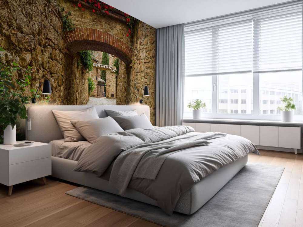 Arco con fiori rossi