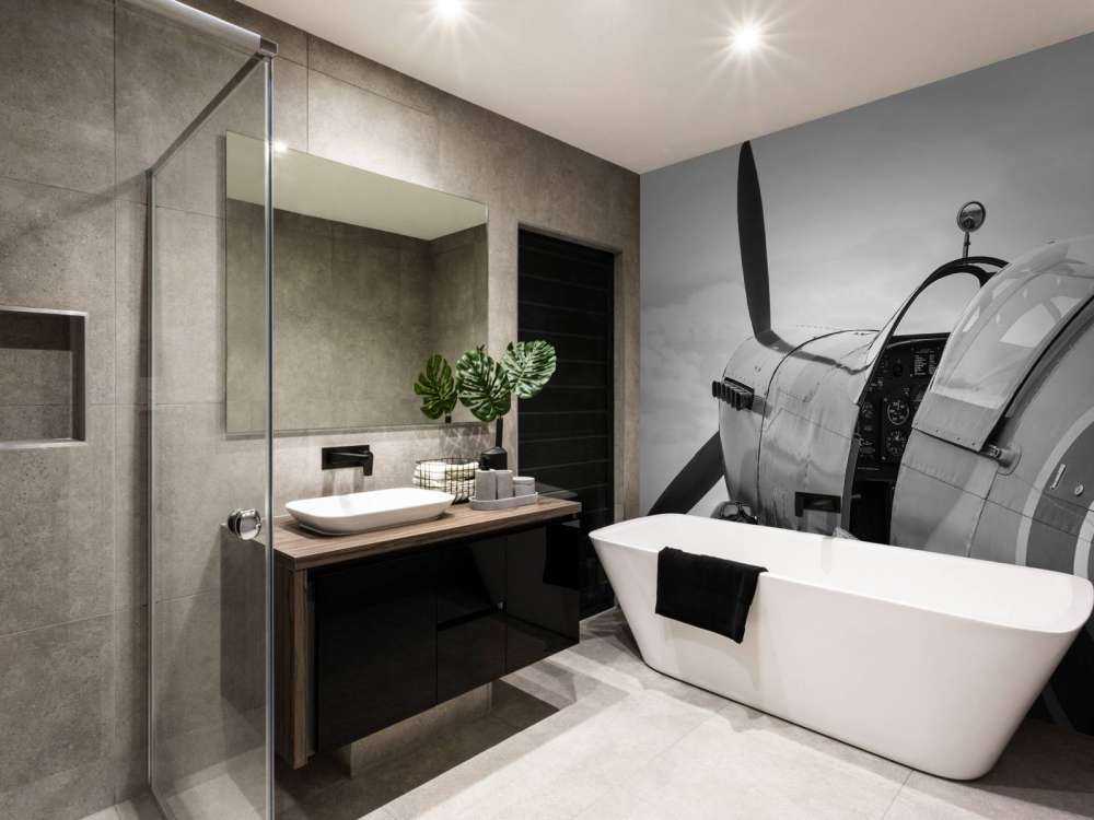 Vecchio aereo da caccia