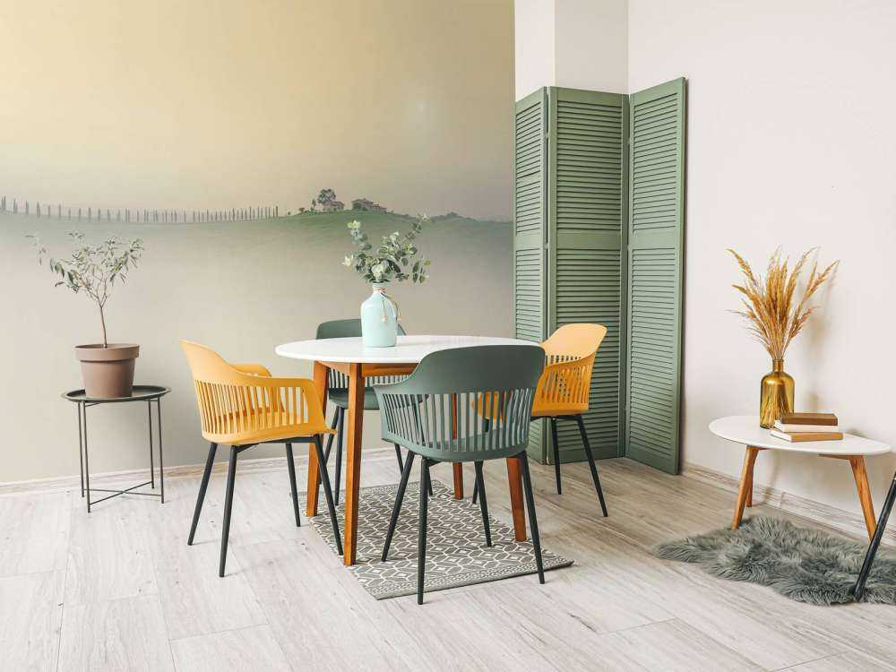 Paesaggio italiano nebbioso