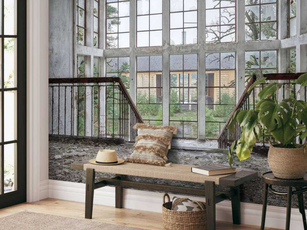 Scale in un edificio abbandonato