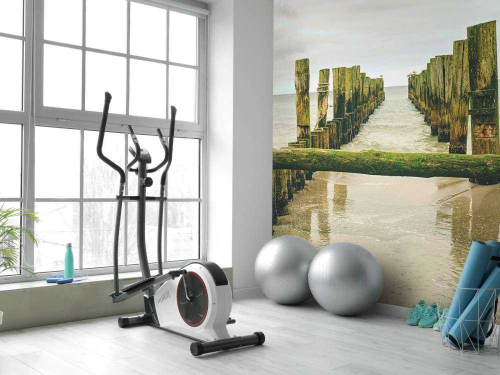 Teste di palo Mossy nell'acqua