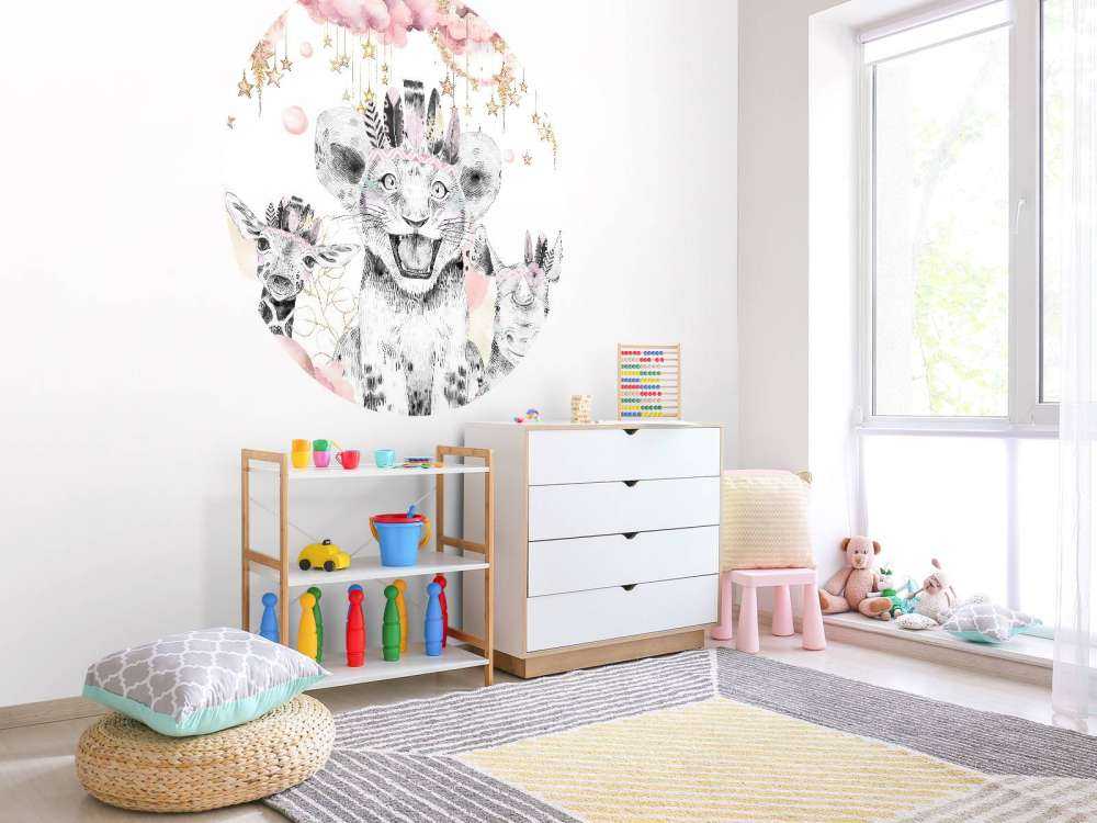 Animali sognanti sotto nuvole stellate