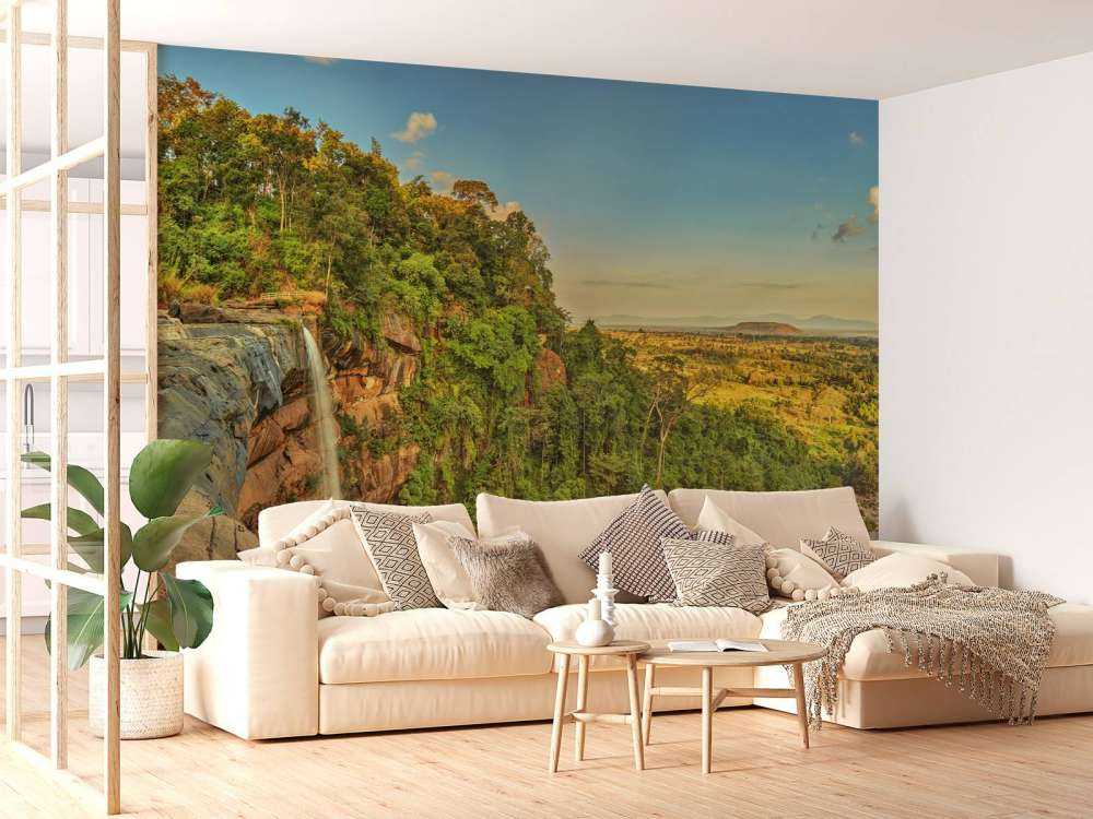 Cascata su una scogliera