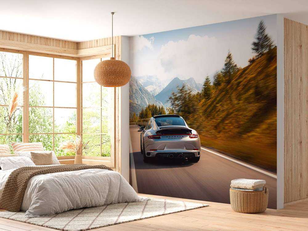 Porsche 911 Carrera GTS in montagna