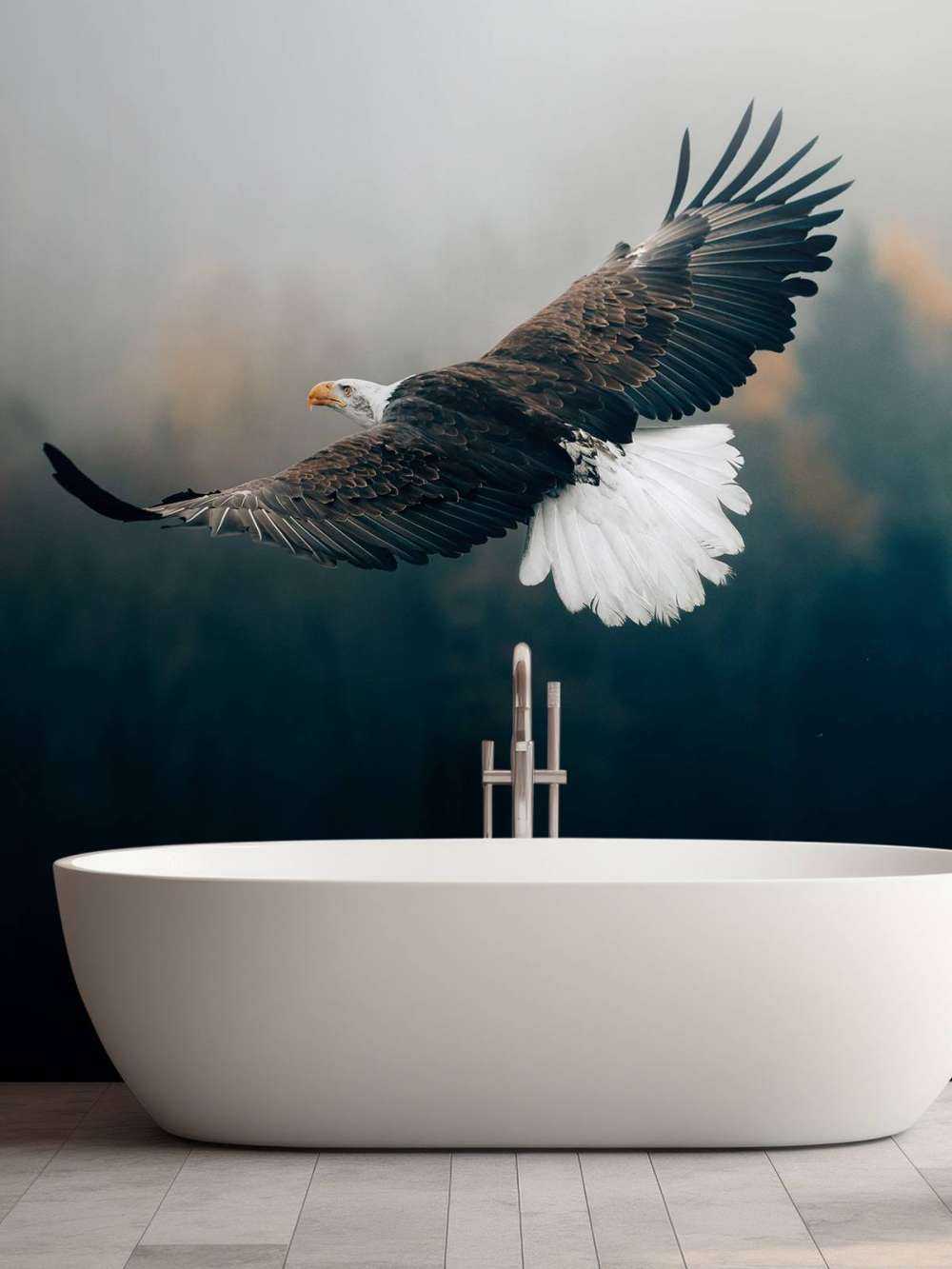 Aquila calva sopra la foresta