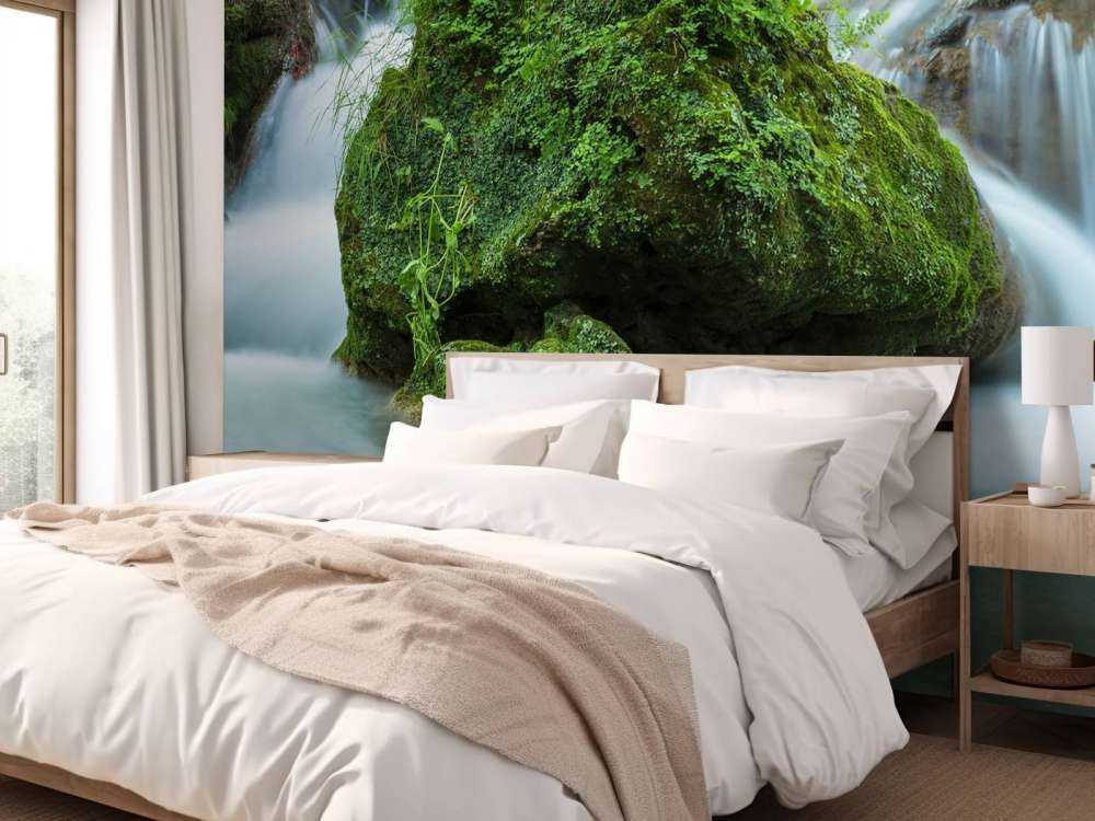 Cascata nella foresta