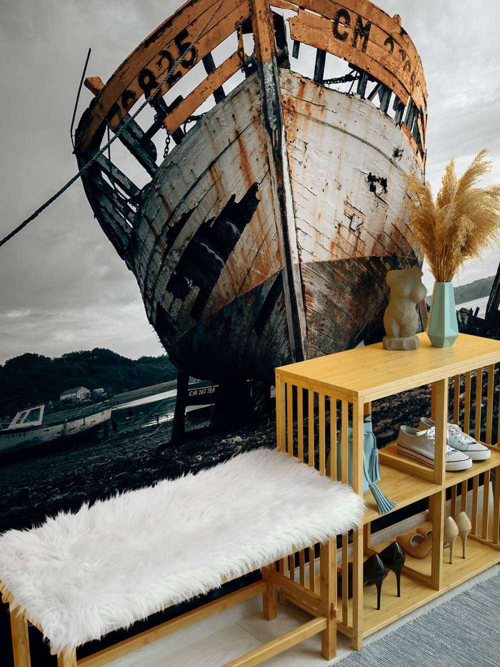 Vecchio relitto arrugginito