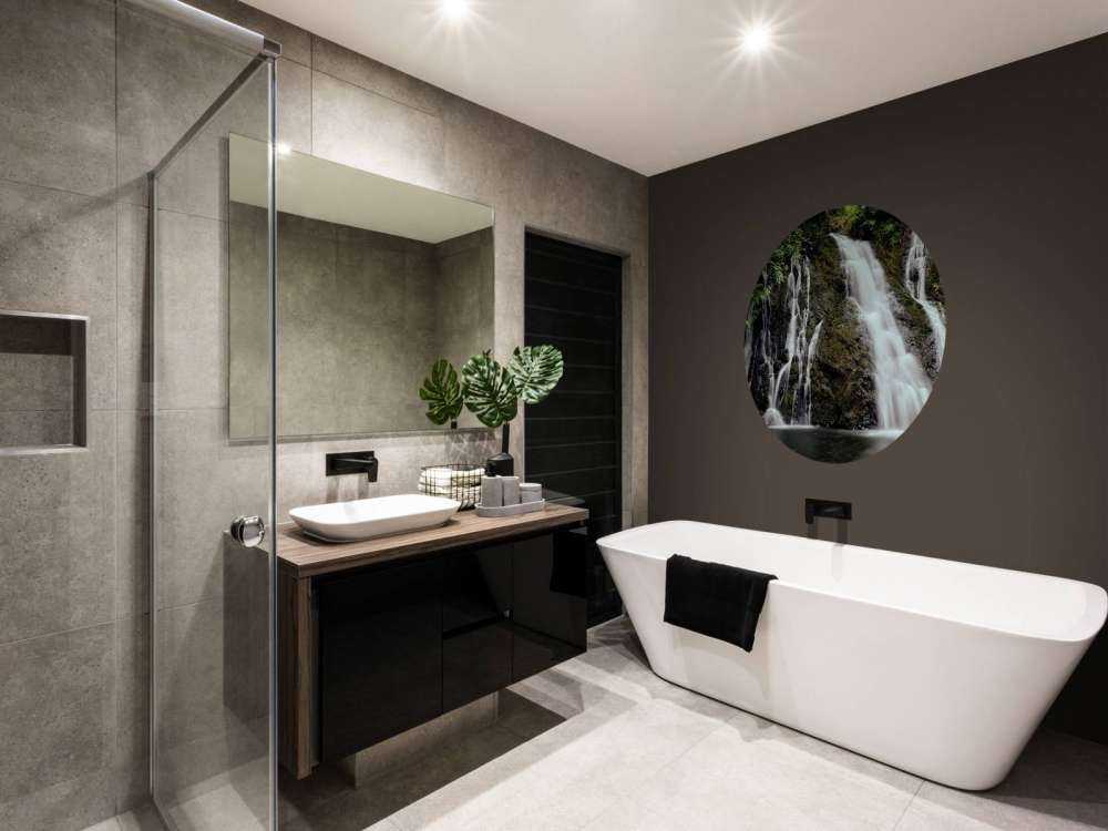 Cascata con 4 corsi d'acqua