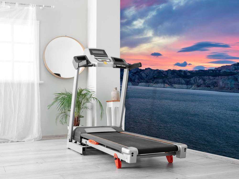 Lago con il tramonto