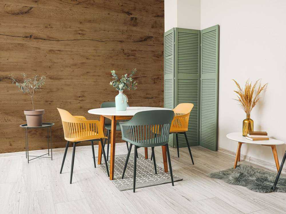 Tavole marrone chiaro