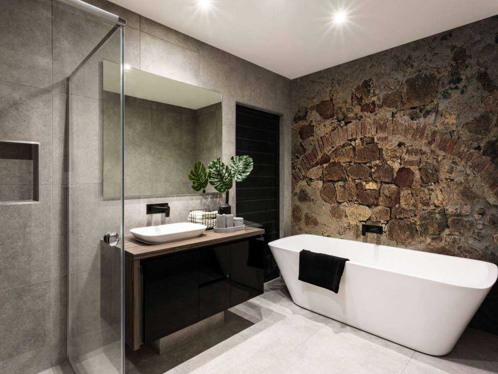 Vecchio muro con arco